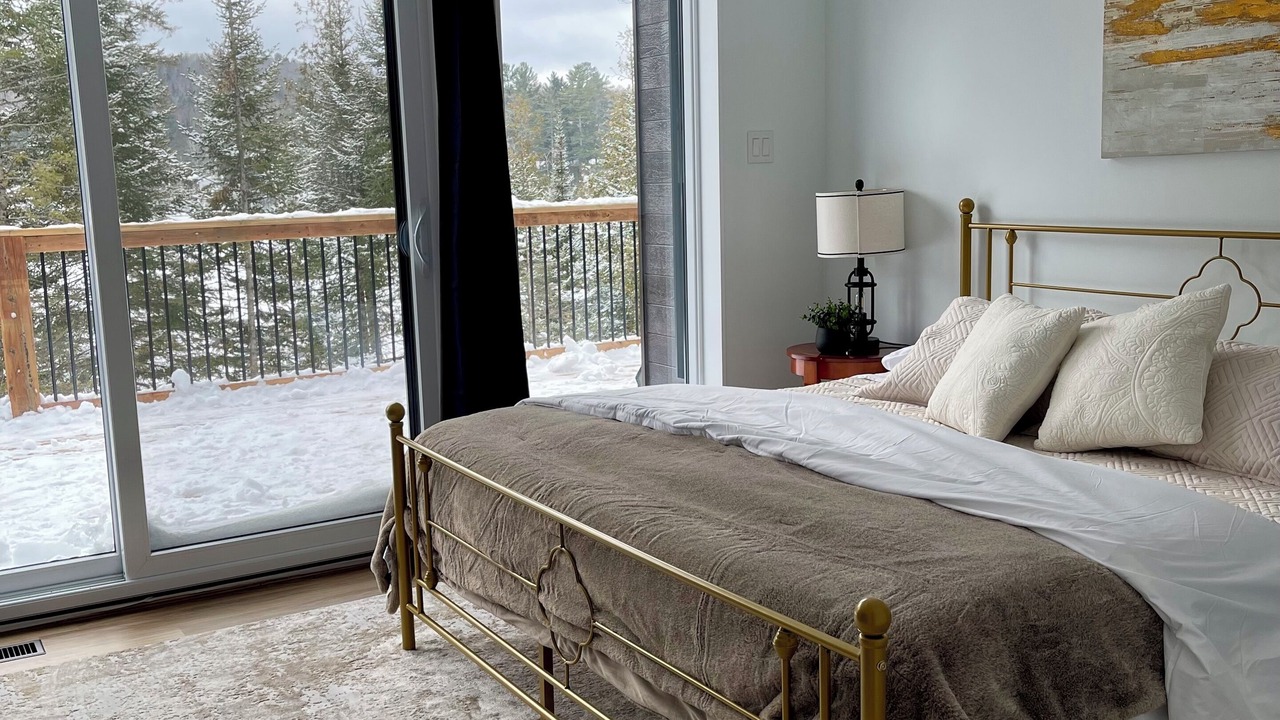 Photo of Bedroom in Thorne