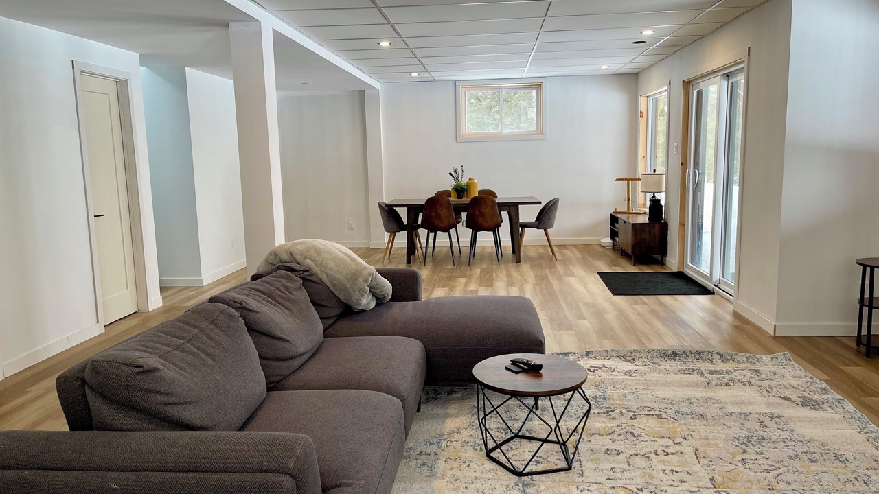 Photo of Livingroom in Thorne
