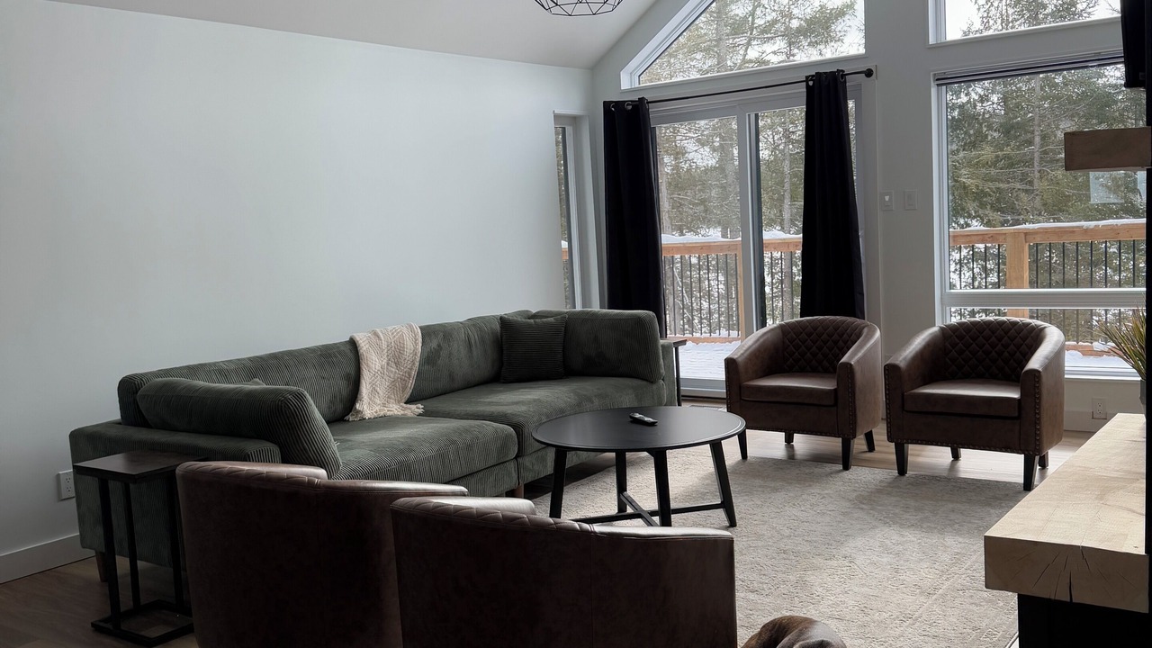 Photo of Livingroom in Thorne