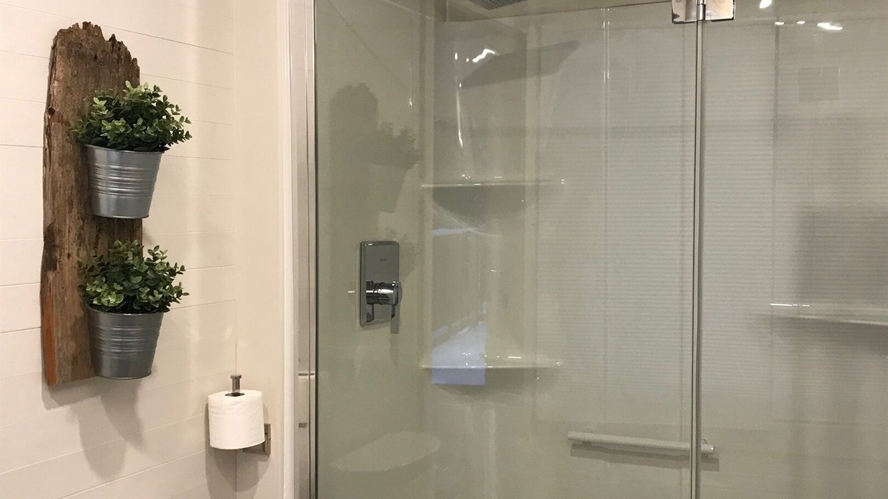 Photo of Bathroom in Lansdowne