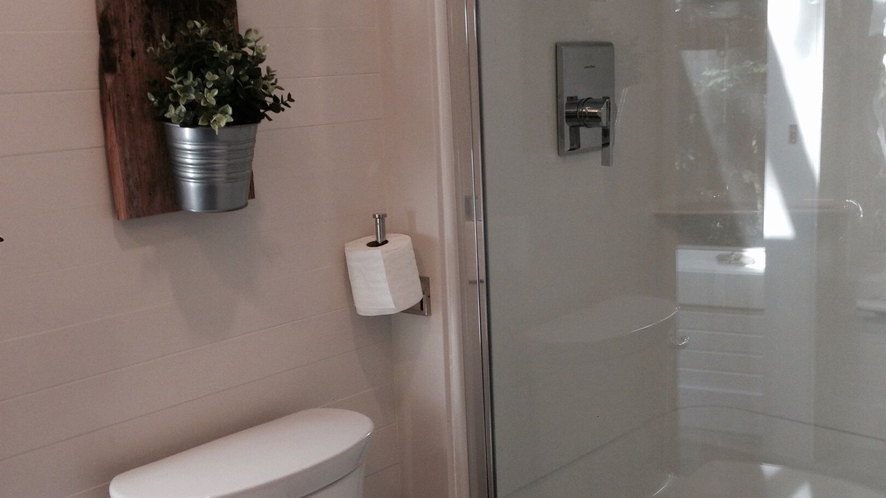 Photo of Bathroom in Lansdowne