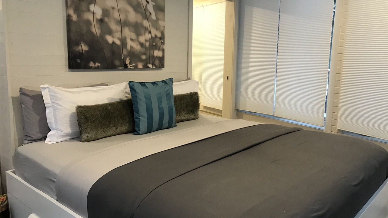 Photo of Bedroom in Lansdowne