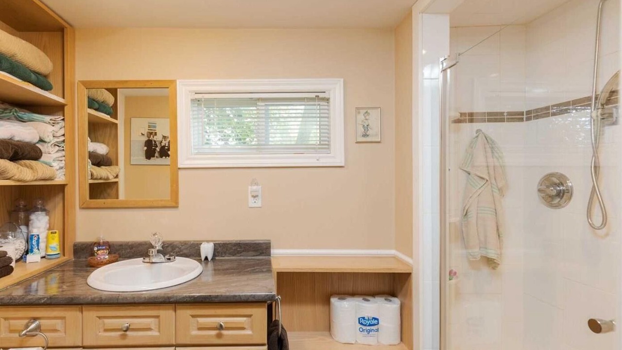 Photo of Bathroom in Port Severn