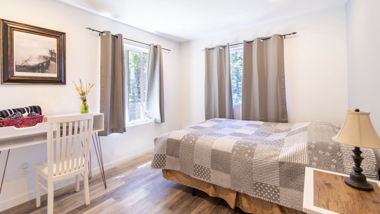 Photo of Bedroom in Otter Point