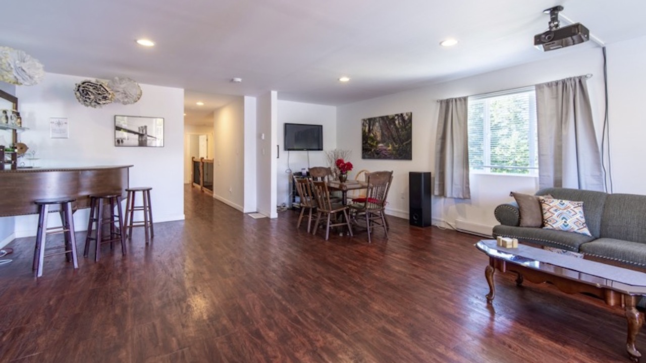 Photo of Livingroom in Otter Point