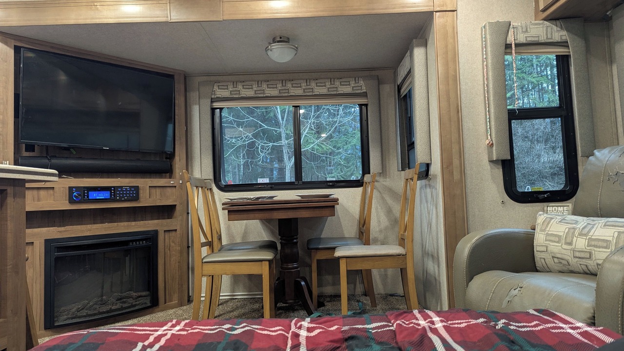 Photo of Bedroom in Meadow Creek