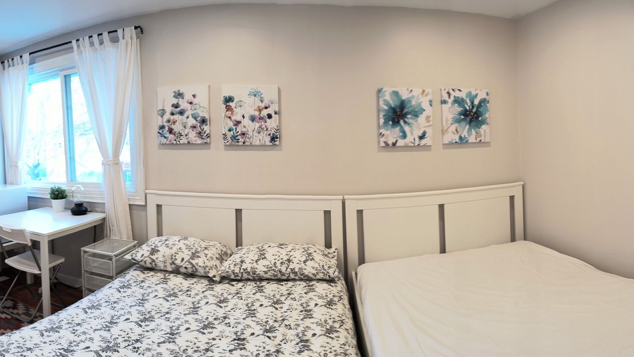 Photo of Bedroom in Oakville