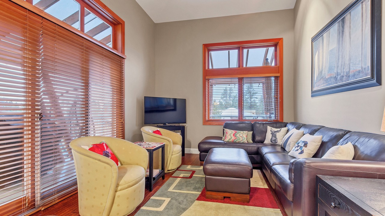 Photo of Livingroom in Vernon