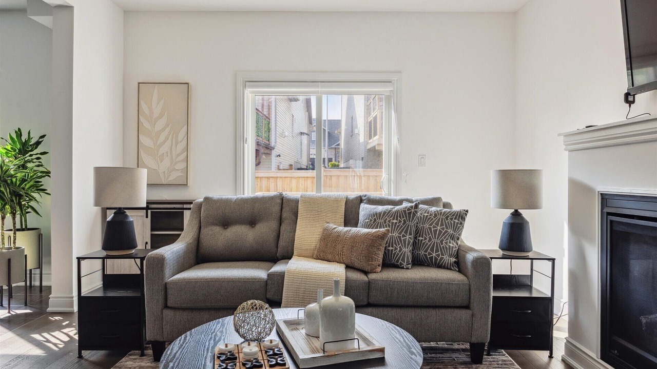 Photo of Livingroom in Innisfil
