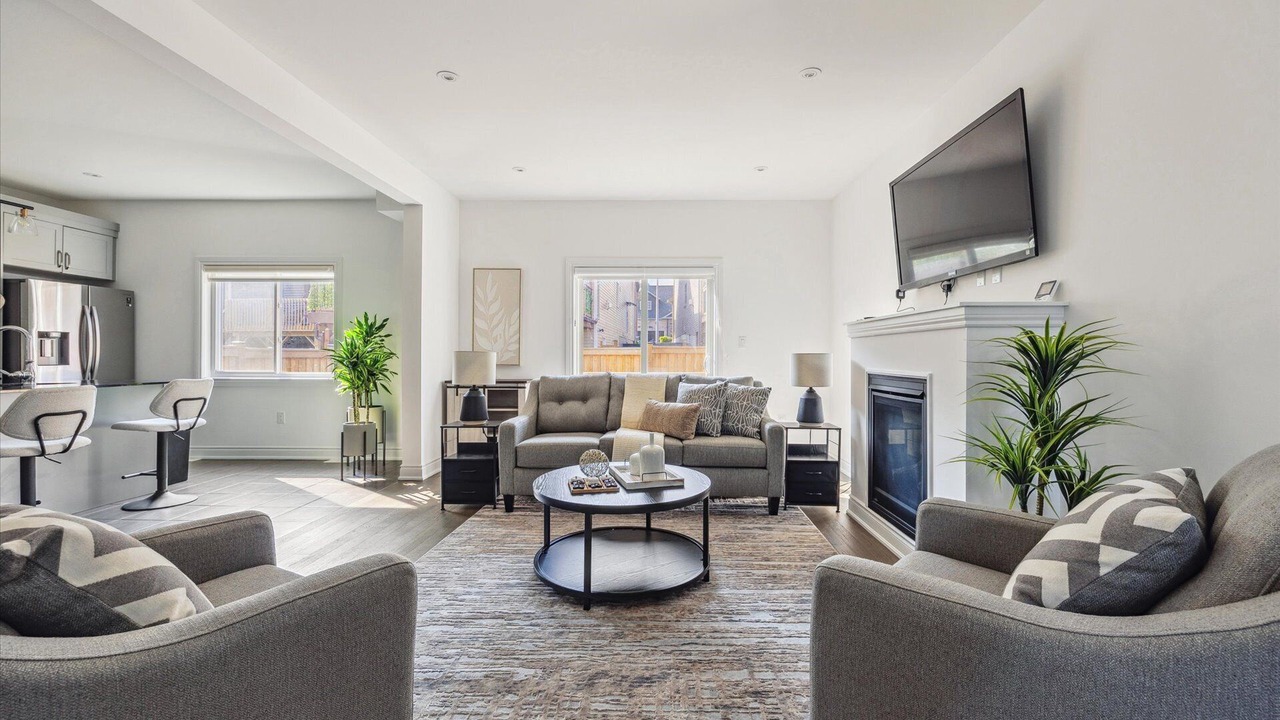 Photo of Livingroom in Innisfil