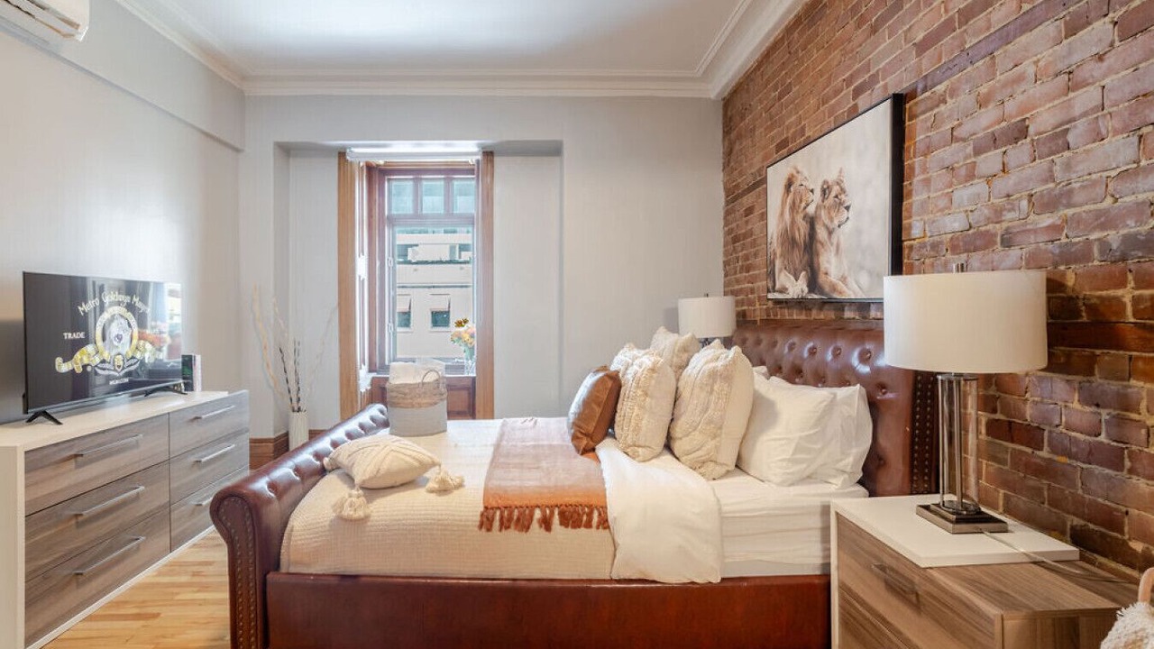 Photo of Bedroom in Downtown Montreal