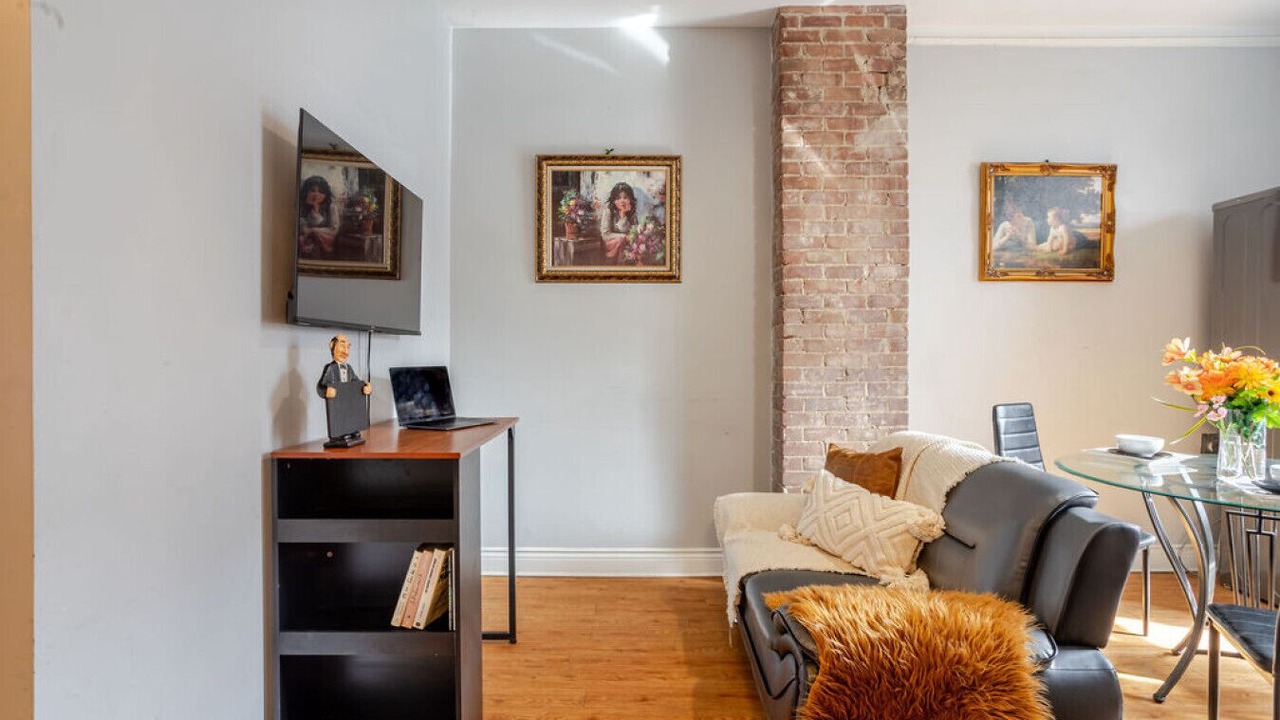 Photo of Livingroom in Downtown Montreal