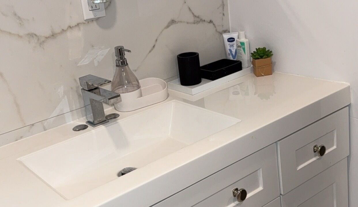 Photo of Bathroom in Terrebonne