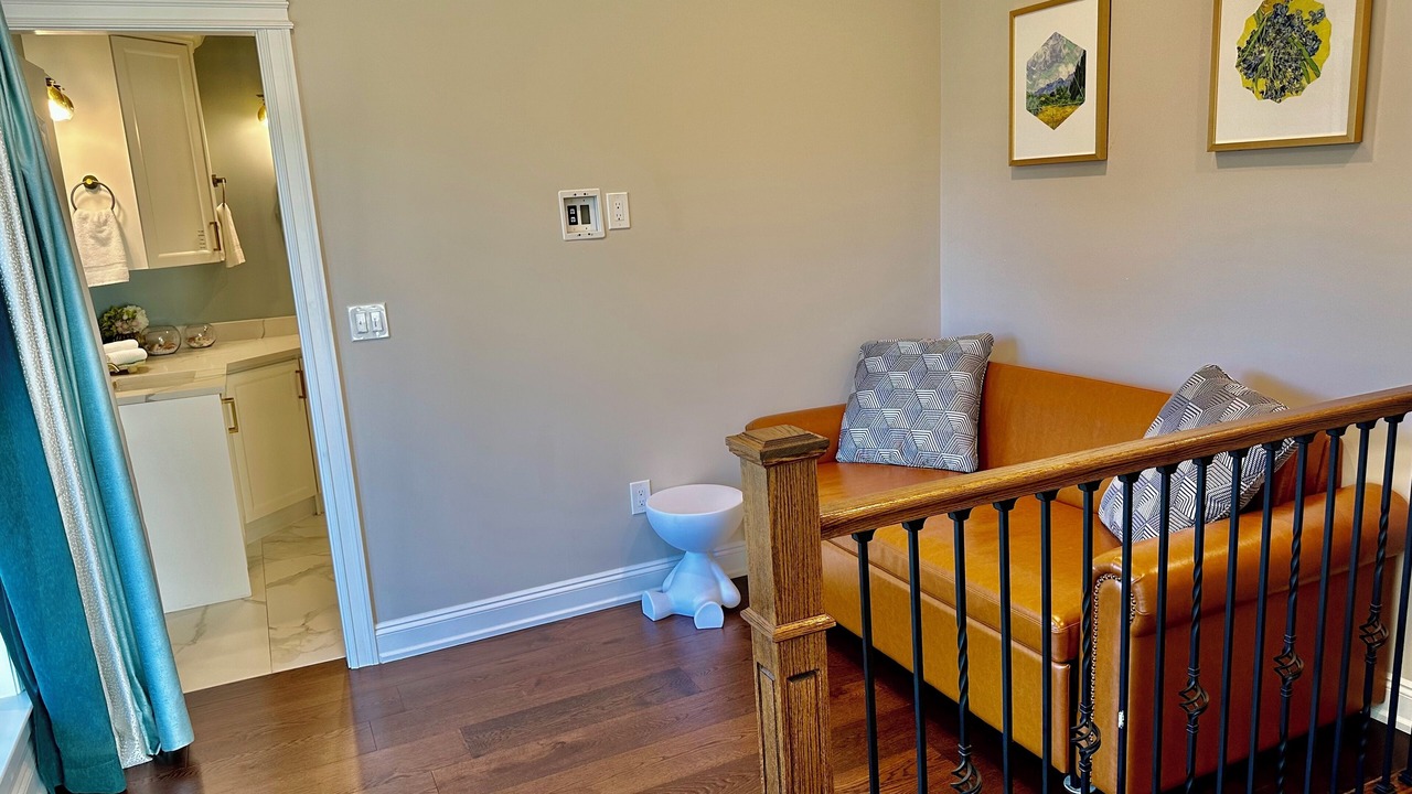 Photo of Livingroom in Gordon Head