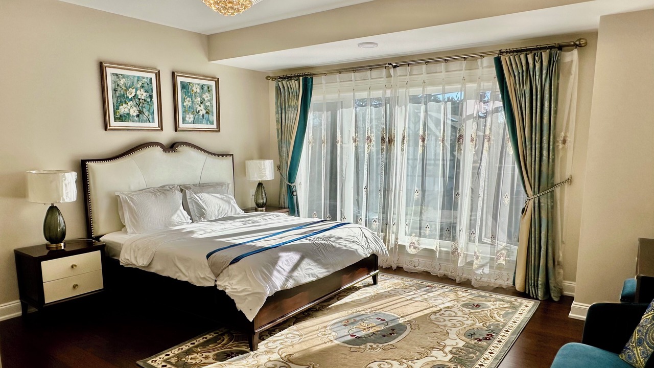 Photo of Bedroom in Gordon Head