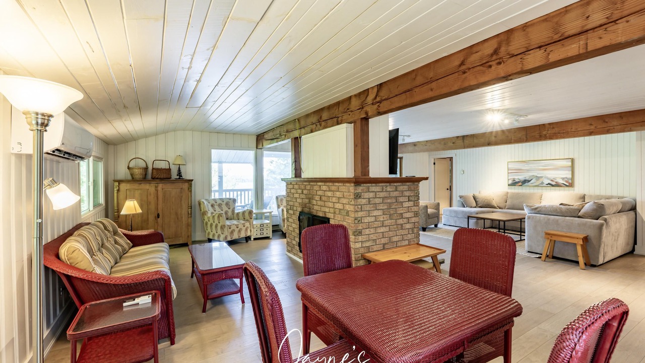 Photo of Bedroom in Muskoka Lakes