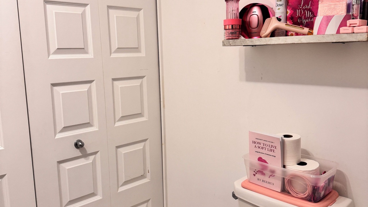 Photo of Bathroom in Aylmer