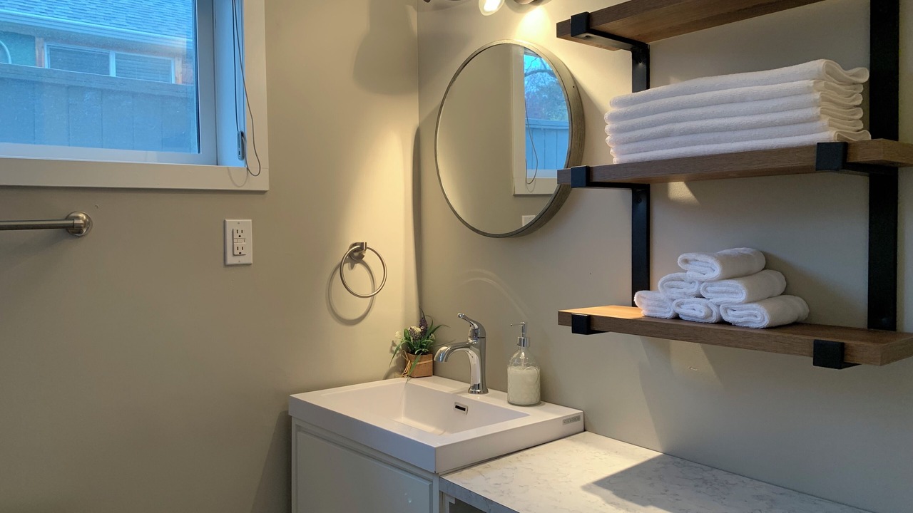 Photo of Bathroom in South Central