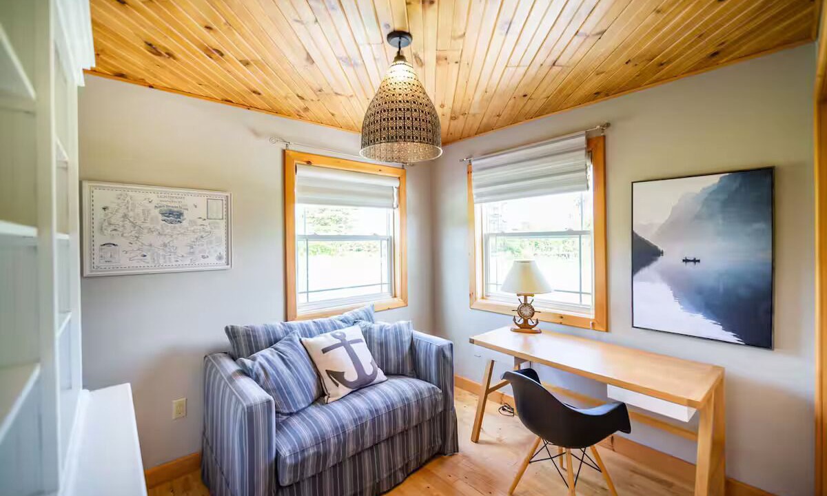 Photo of Livingroom in Clinton