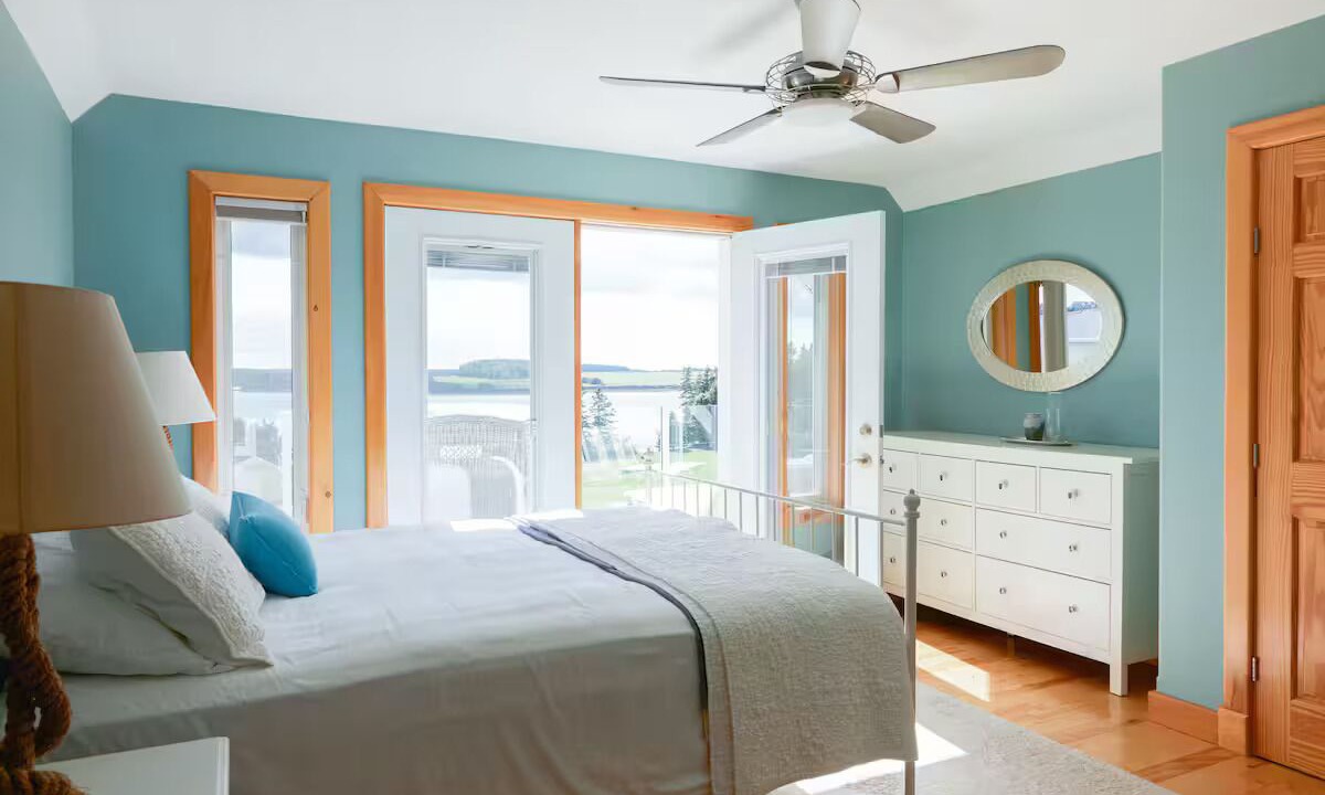 Photo of Bedroom in Clinton