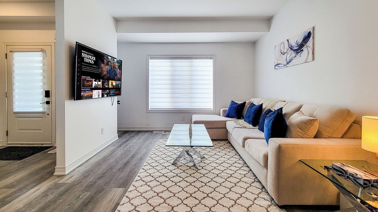 Photo of Livingroom in Niagara Falls