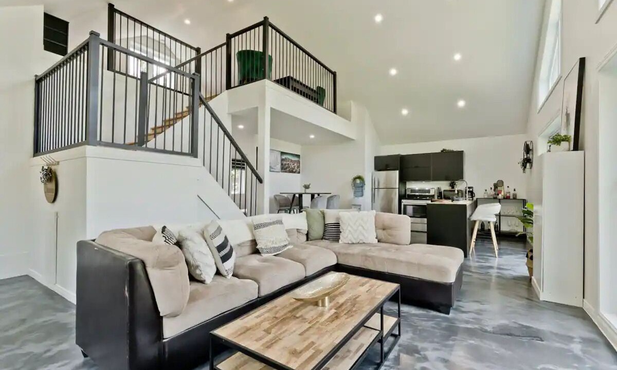 Photo of Livingroom in La Patrie