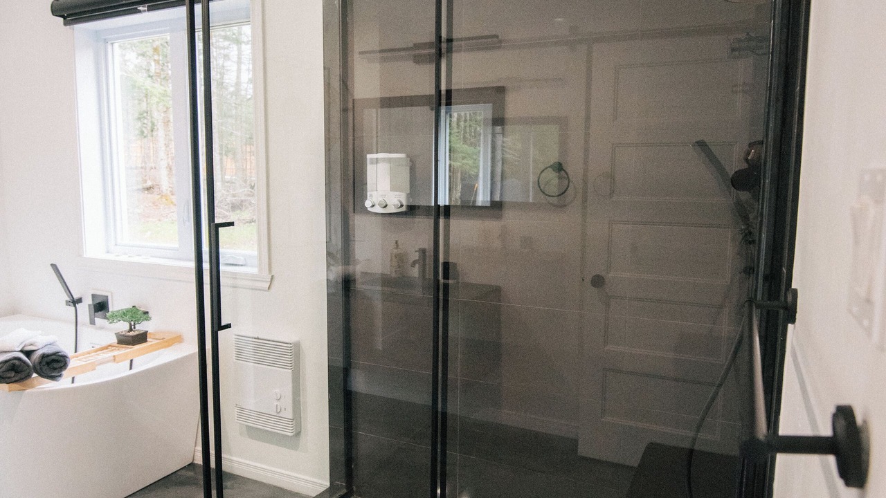 Photo of Bathroom in La Patrie