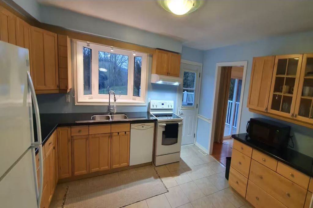Photo of Kitchen in Halton Regional Municipality