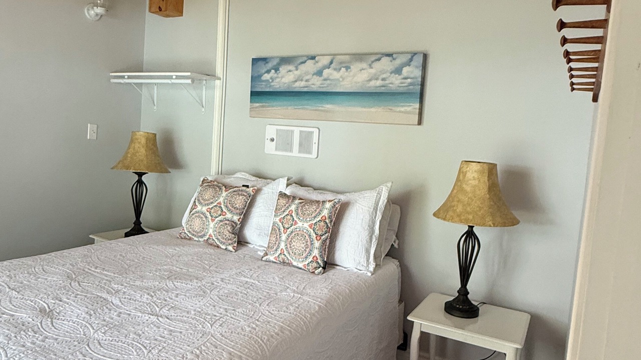 Photo of Bedroom in Romney