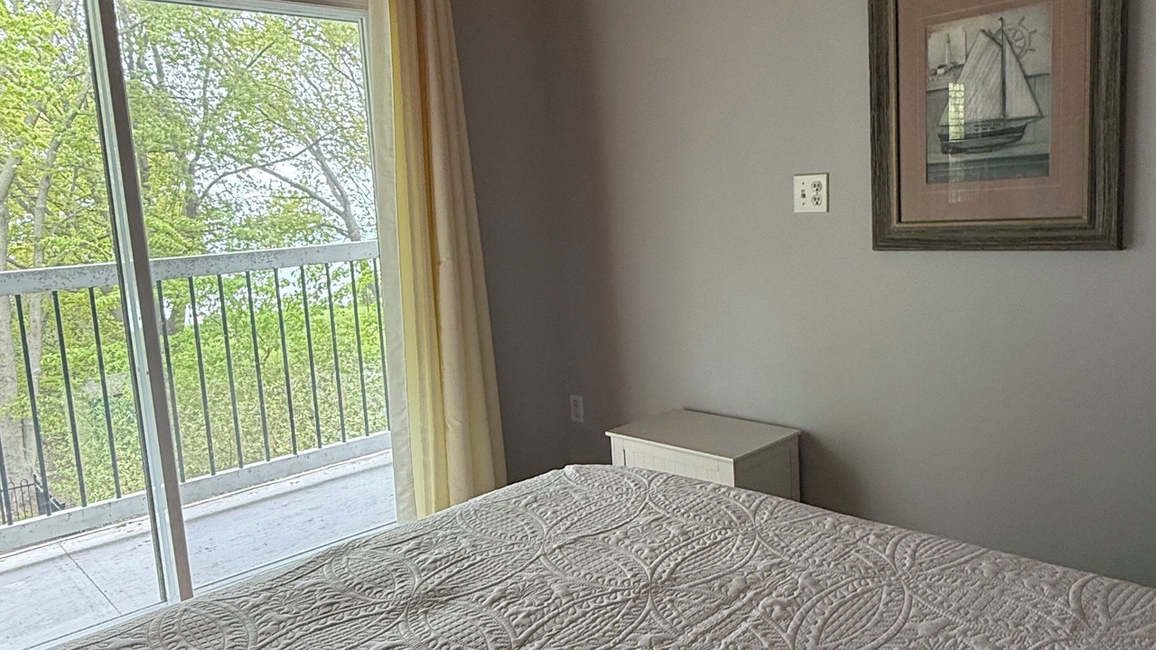 Photo of Bedroom in Romney