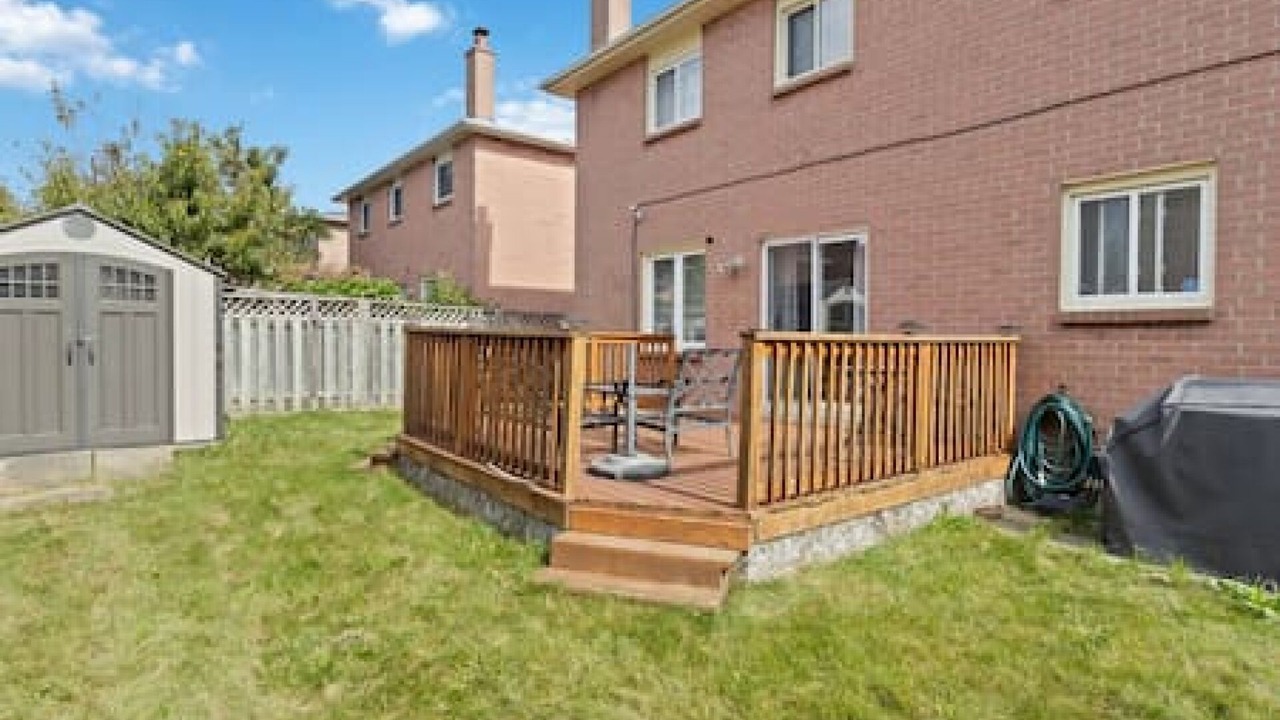 Photo of Patio Balcony in Brampton