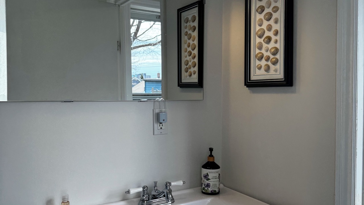 Photo of Bathroom in North End