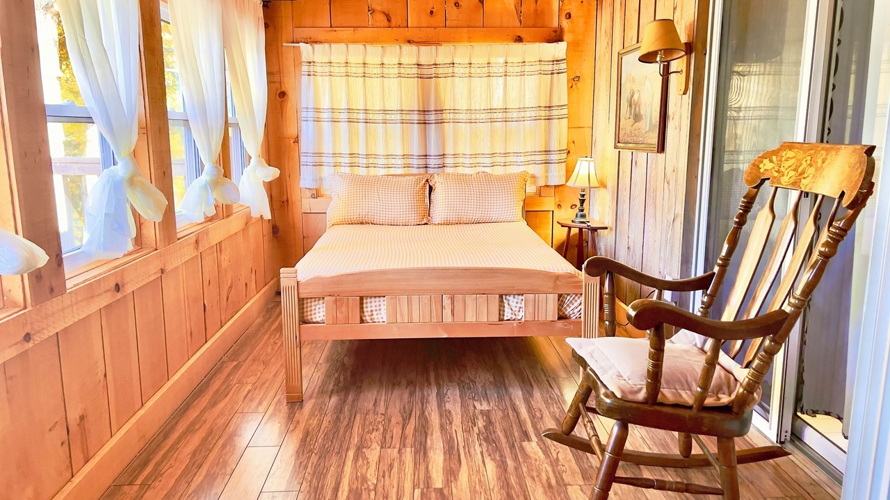 Photo of Bedroom in Lake of Bays