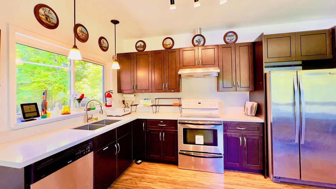 Photo of Kitchen in Lake of Bays
