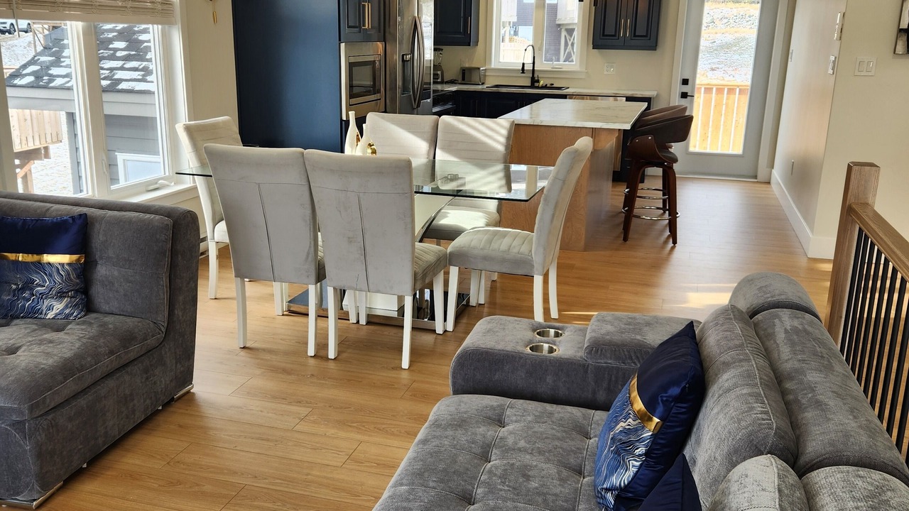 Photo of Livingroom in Terra Nova