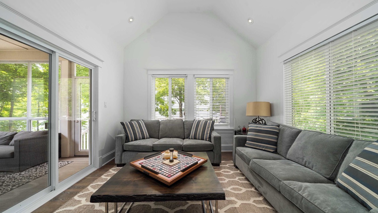Photo of Livingroom in Cherry Valley