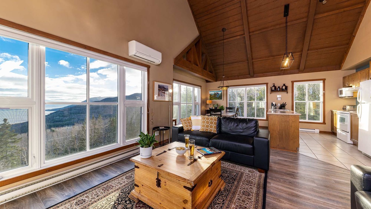 Photo of Livingroom in Petite-Riviere-Saint-Francois