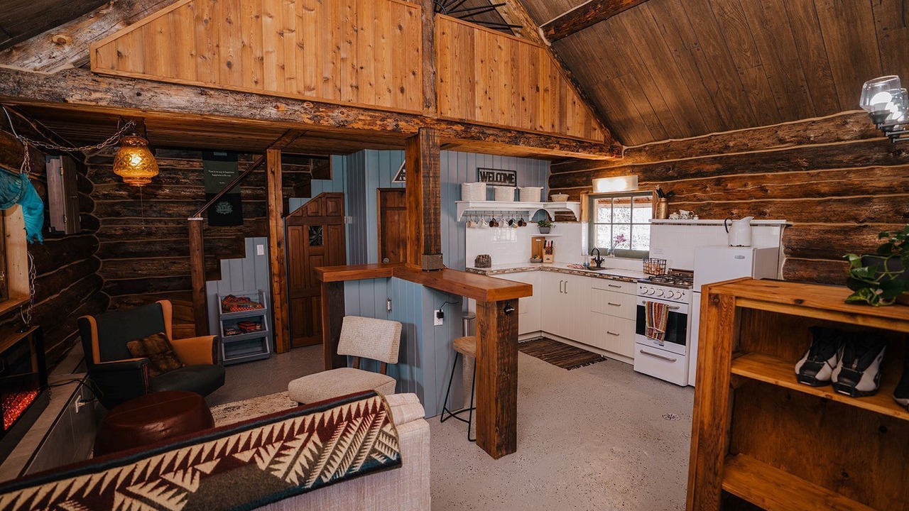 Photo of Livingroom in Pincher Creek