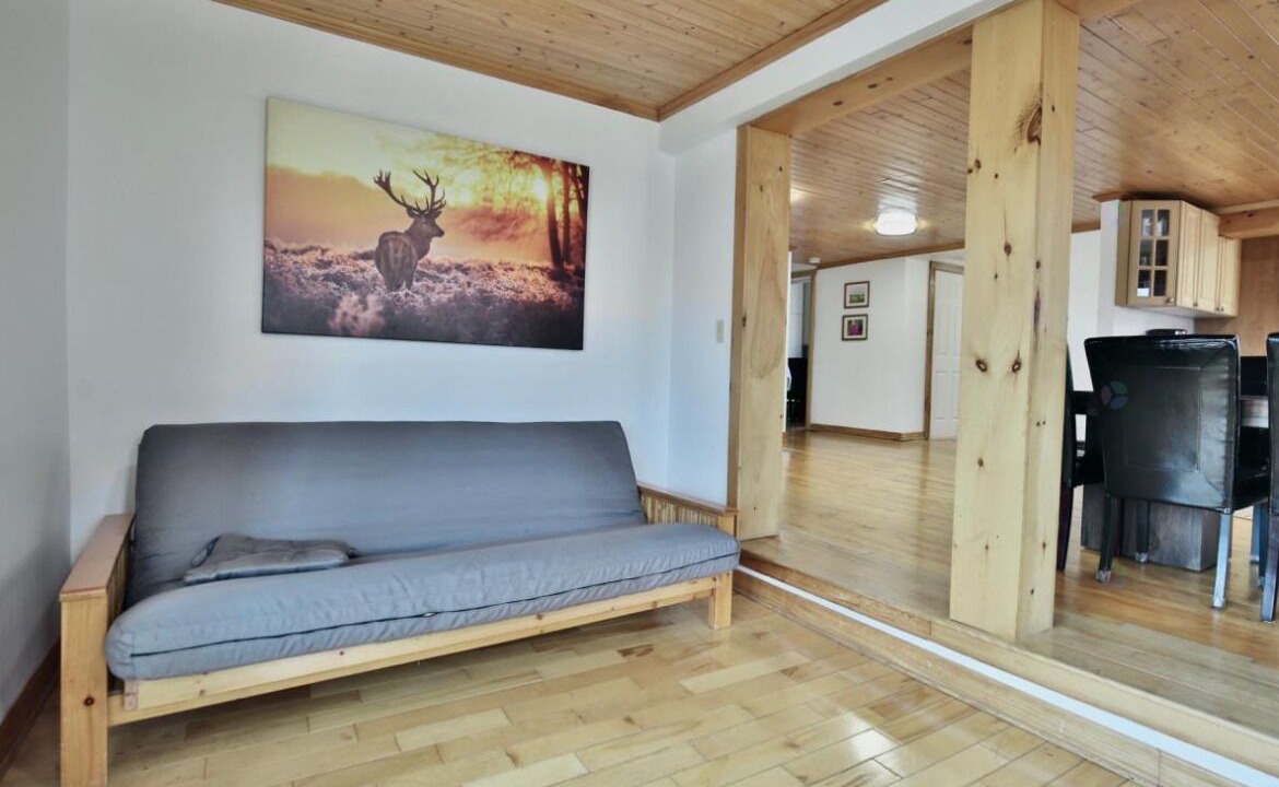 Photo of Livingroom in Sainte-Catherine-de-Hatley