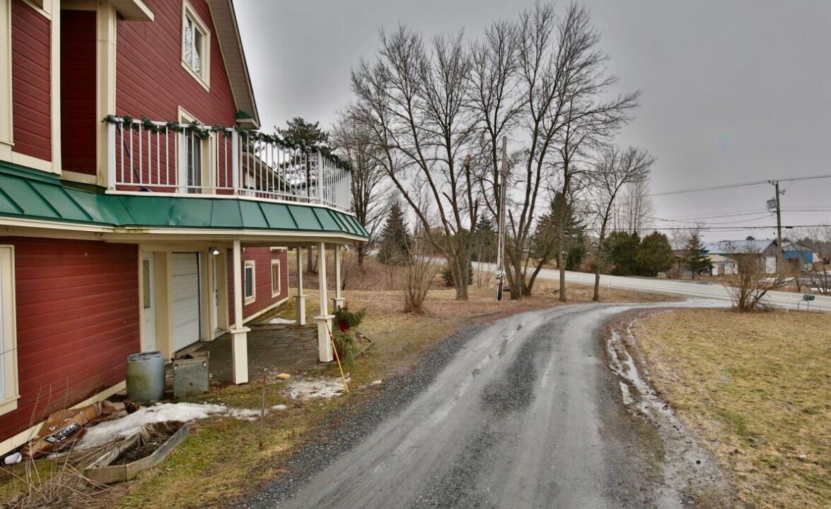 Photo of Outdoor in Sainte-Catherine-de-Hatley