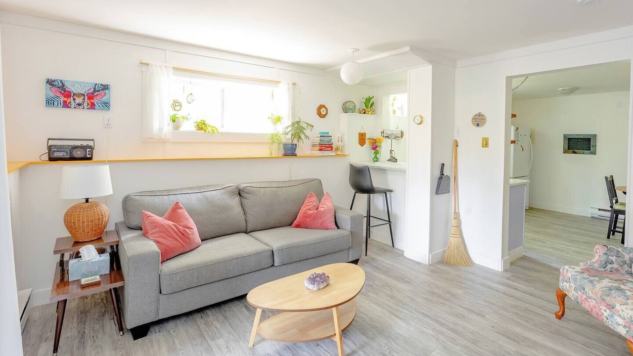Photo of Bedroom in Chemainus