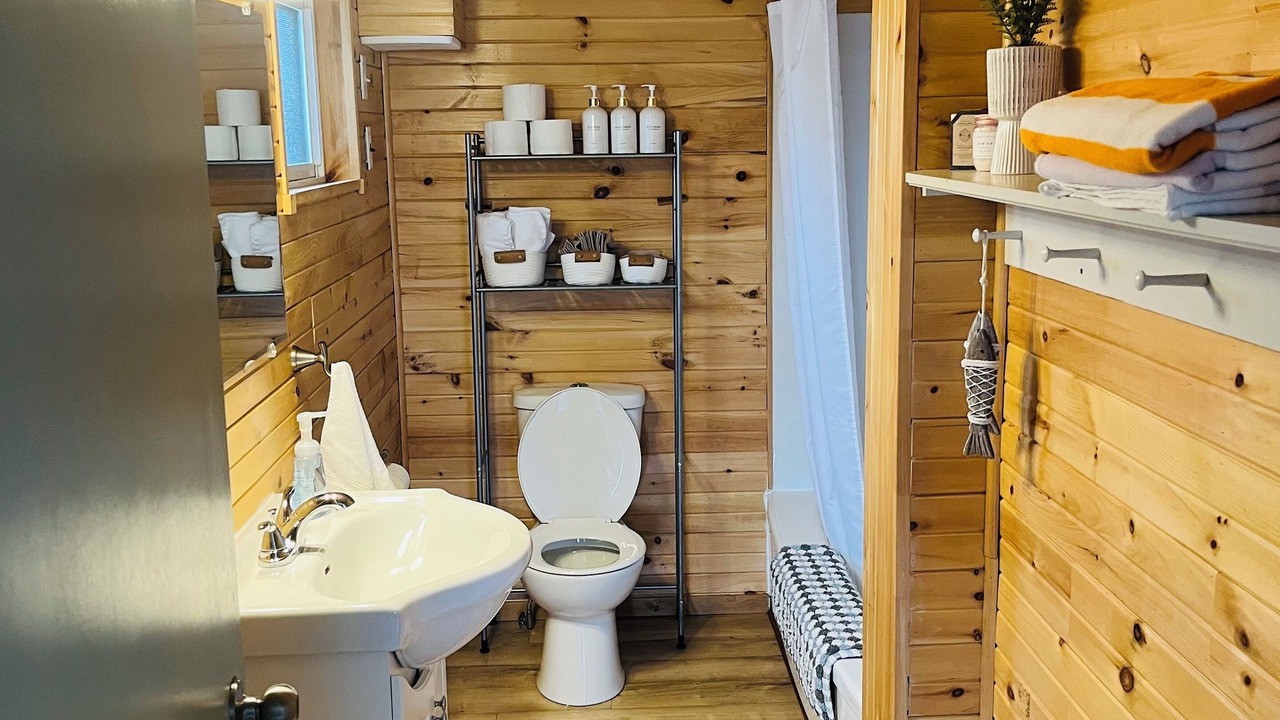 Photo of Bathroom in O'Leary