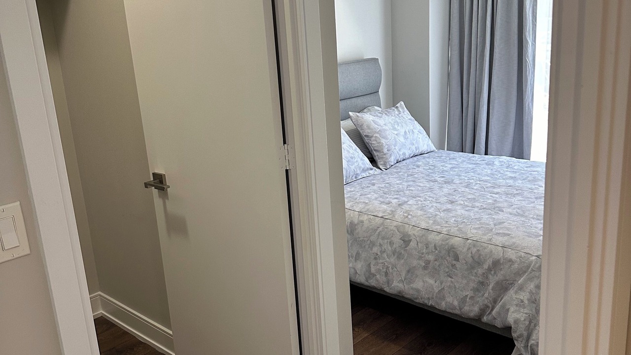 Photo of Bedroom in Garden District