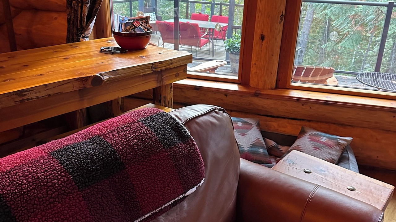 Photo of Livingroom in Crawford Bay