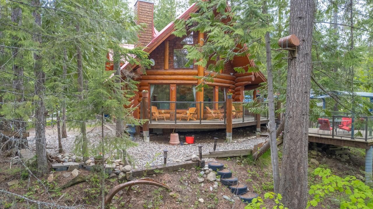 Photo of Outdoor in Crawford Bay