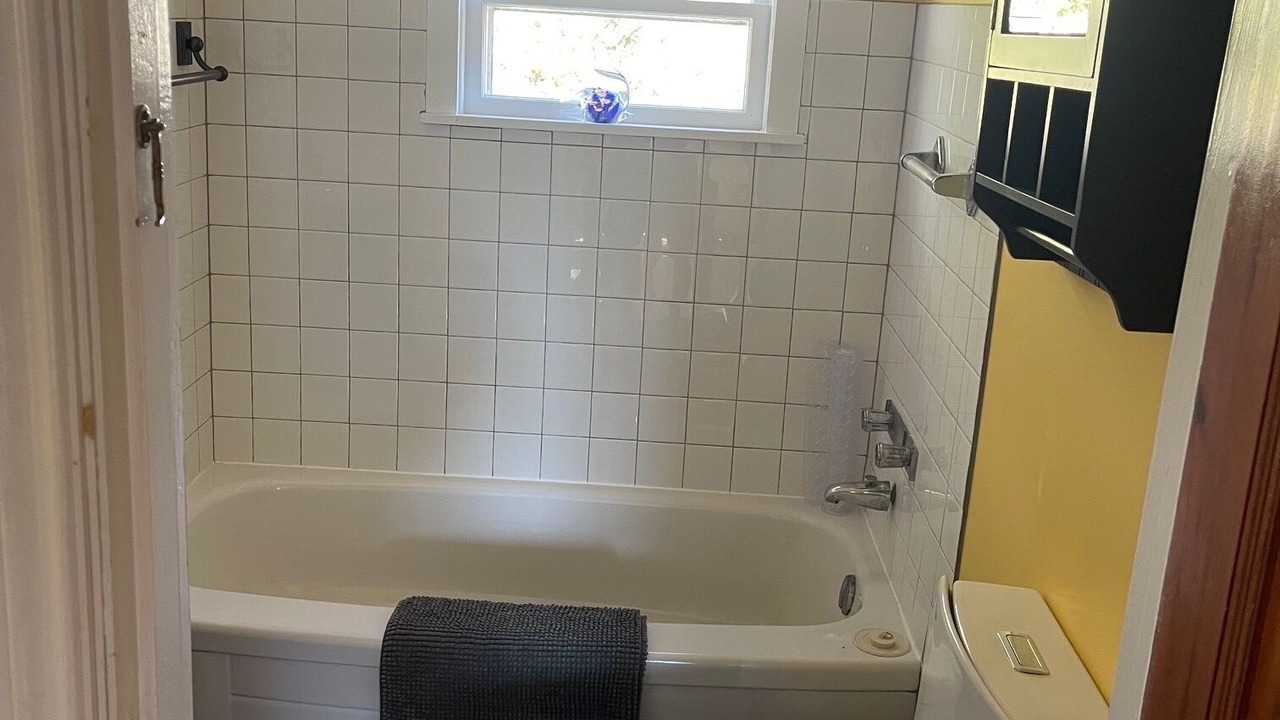Photo of Bathroom in Lunenburg County