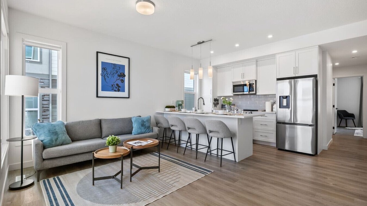 Photo of Livingroom in Springbank Hill