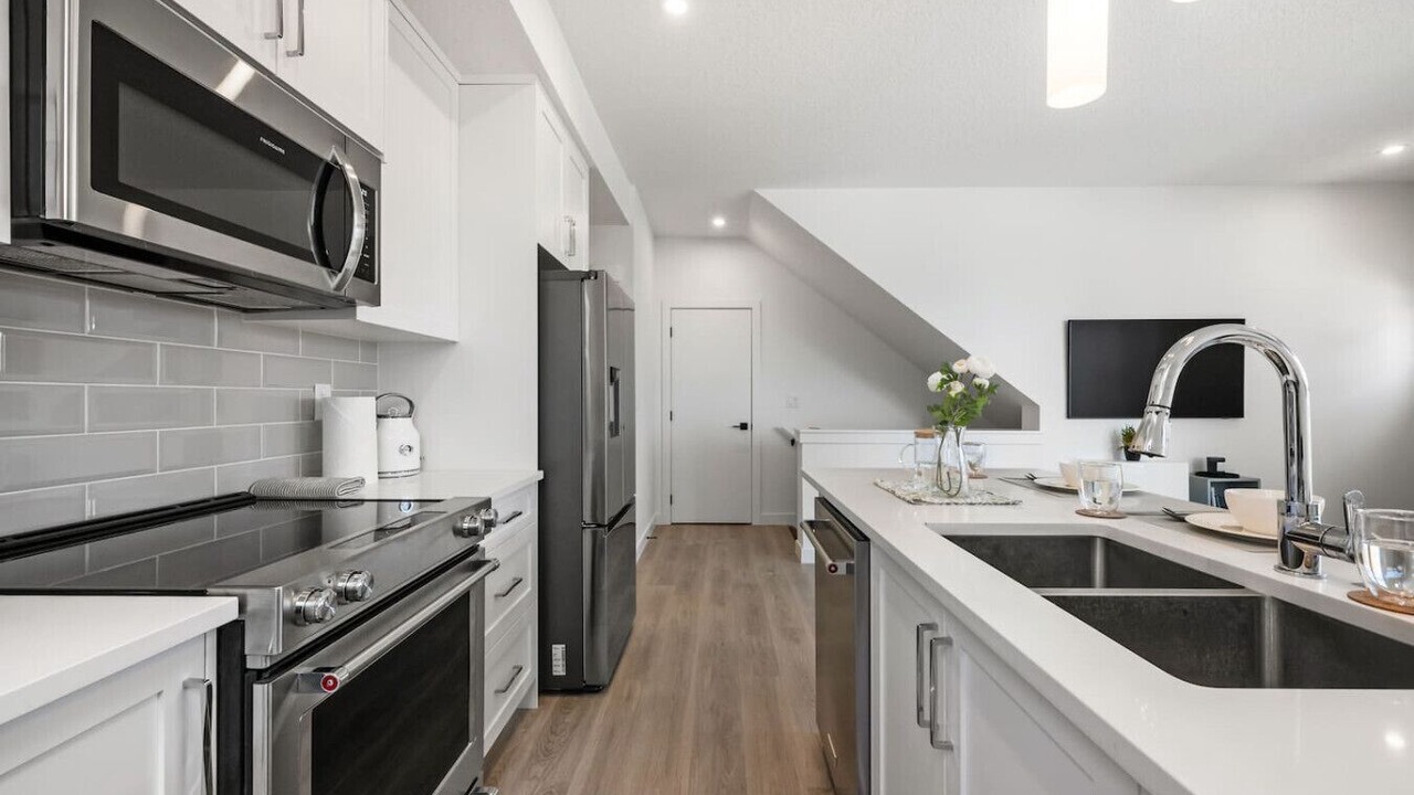 Photo of Kitchen in Springbank Hill