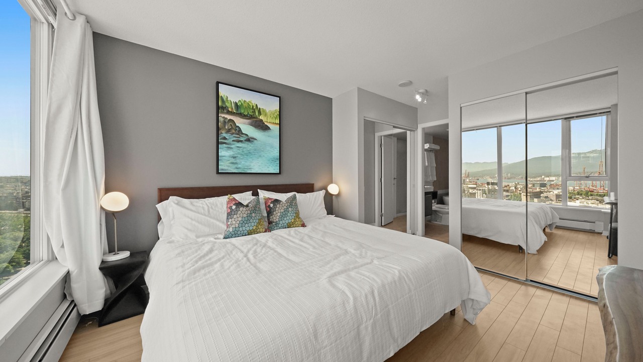Photo of Bedroom in Crosstown