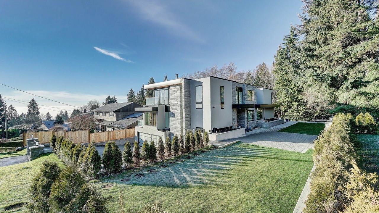 Photo of Outdoor in West Vancouver